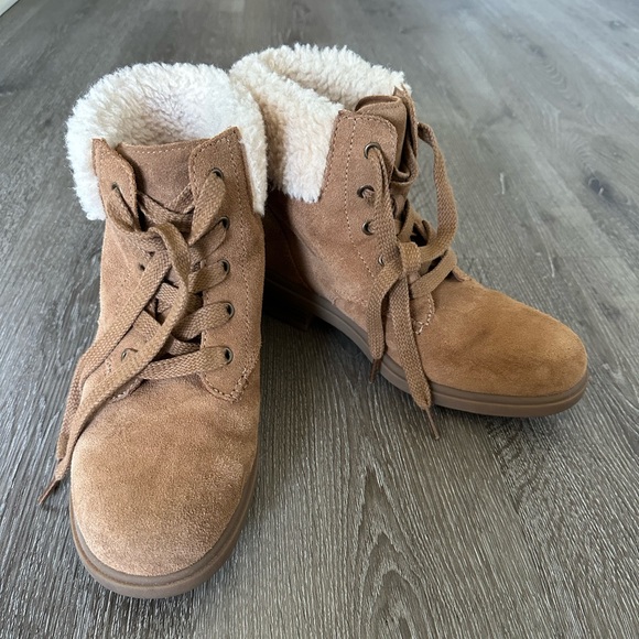 UGG Shoes - Ugg Shearling Boots